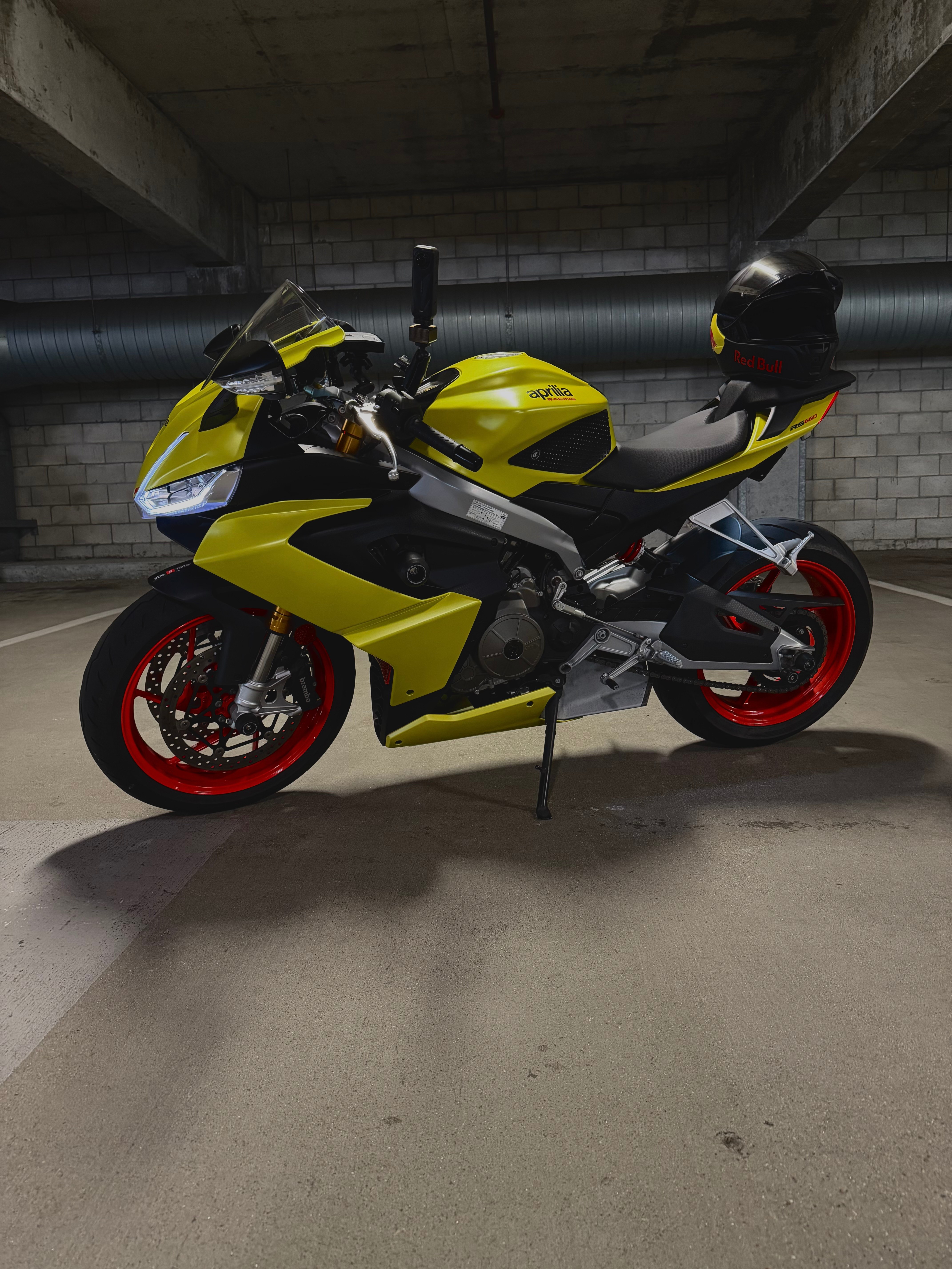 Aprilia RS660